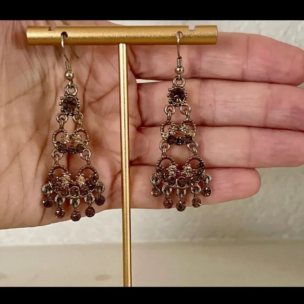 Rhinestone dangle earrings